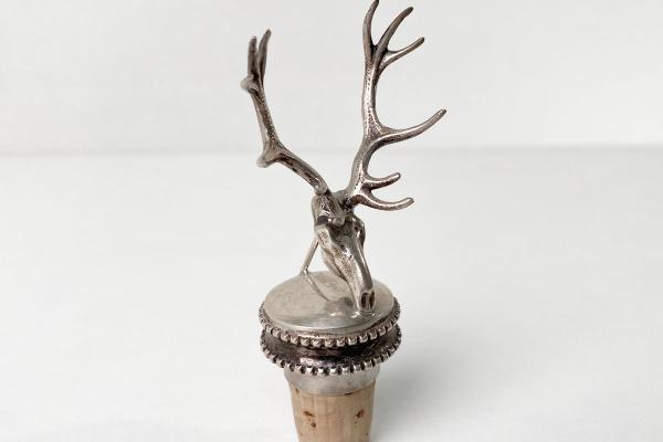 Flaschenzapfen Geweih